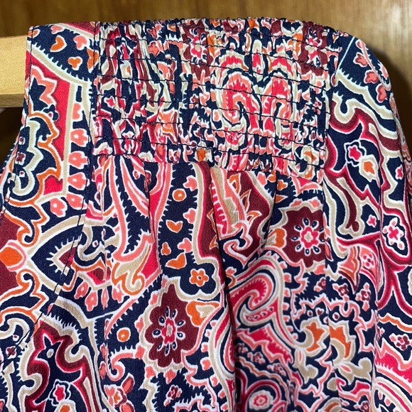 •CROFT & BARROW•NWOT RED/NAVY/WHITE/TAN/ORANGE IKAT V-NECK SLIT BLOUSE SIZE 1X - Picture 9 of 10